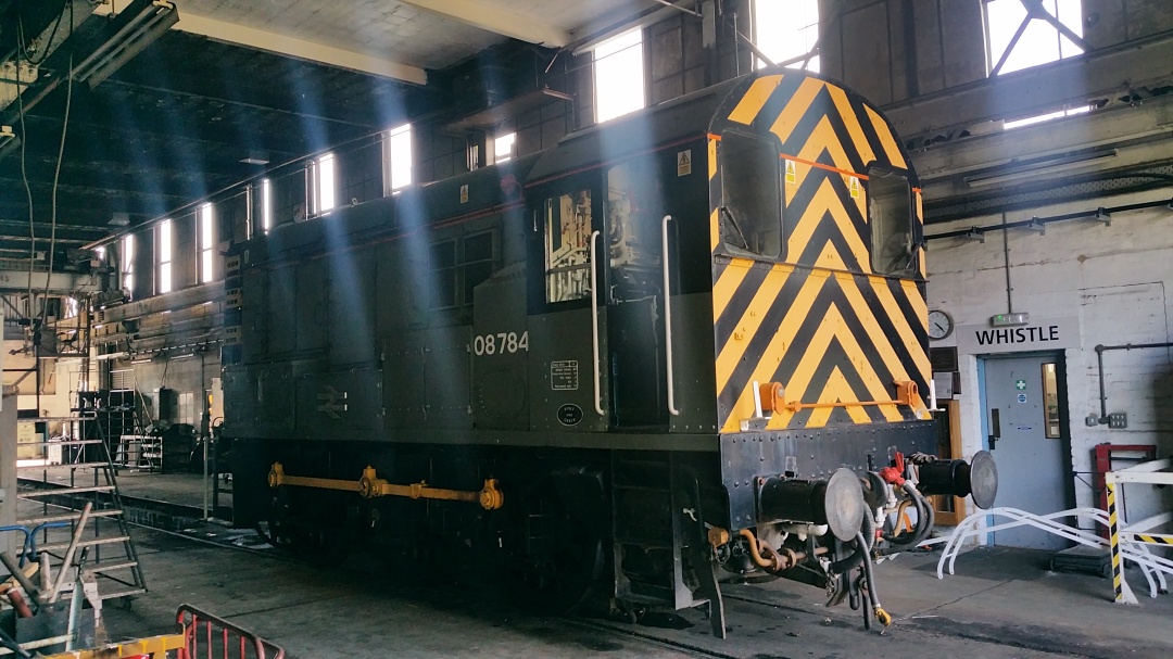 08 784
